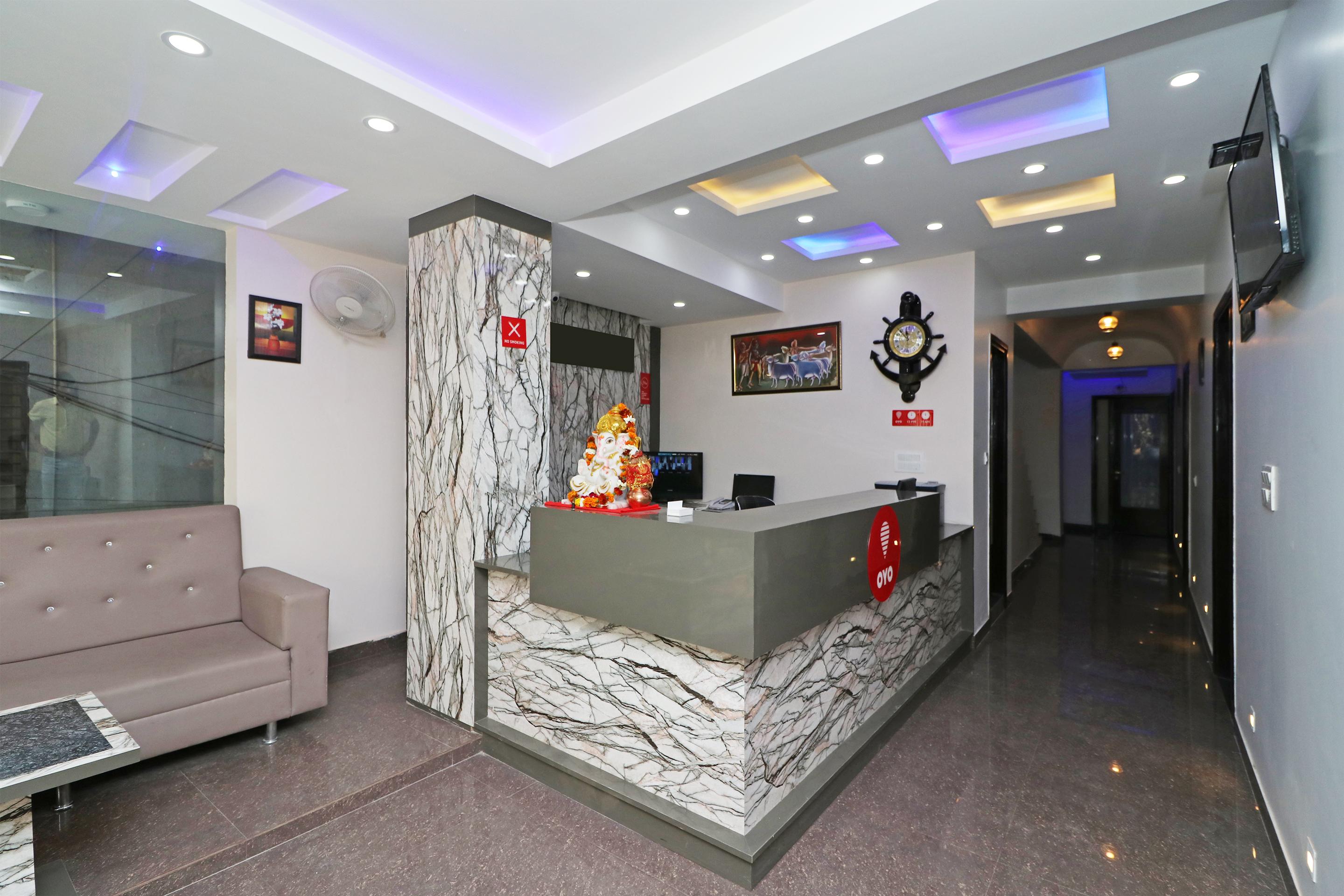 Oyo 12675 Hotel Star Inn New Delhi Eksteriør billede